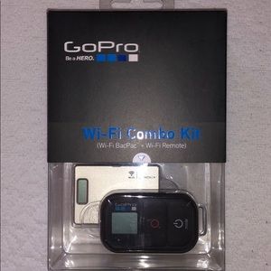GoPro WiFi combo kit bacpac and WiFi remote